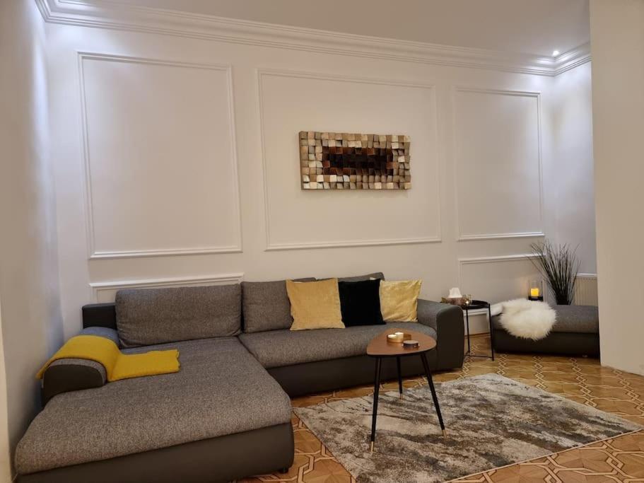 Sissi Royal Suite - Inner City 4 Bedroom Apartment Viena Exterior foto